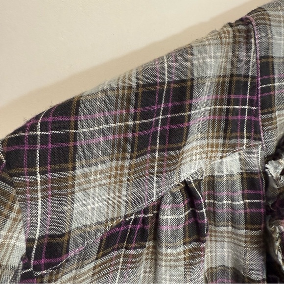 SUNDANCE Womens L Gray Purple Plaid Top Ruffle Raw Neckline Large - Picture 4 of 6